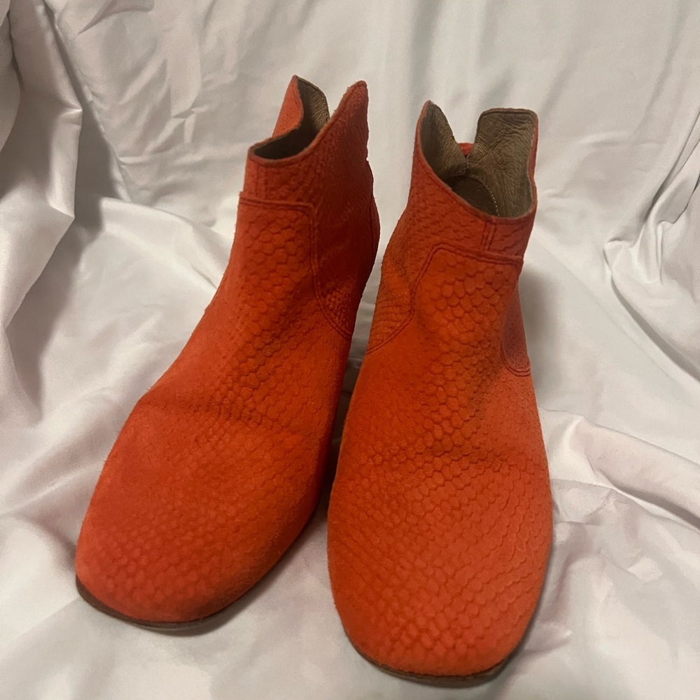 H by Hudson Snake Print Orange Ankle Boots 8